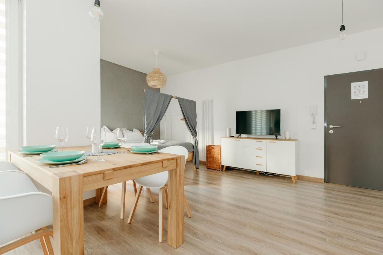 Shortstaypoland Marymoncka Varsovie Extérieur photo