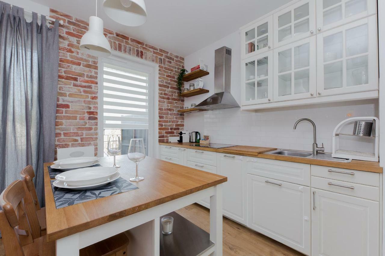 Shortstaypoland Marymoncka Varsovie Extérieur photo