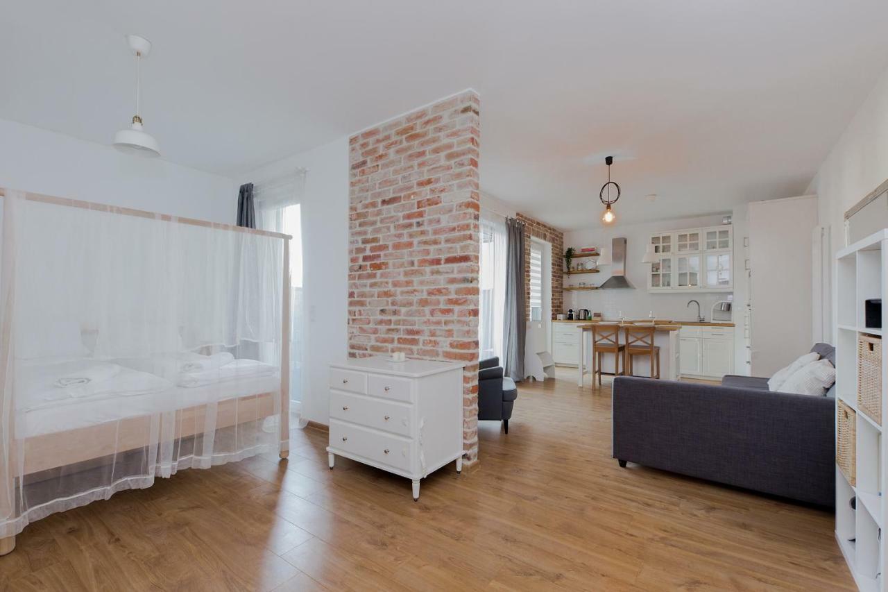 Shortstaypoland Marymoncka Varsovie Extérieur photo